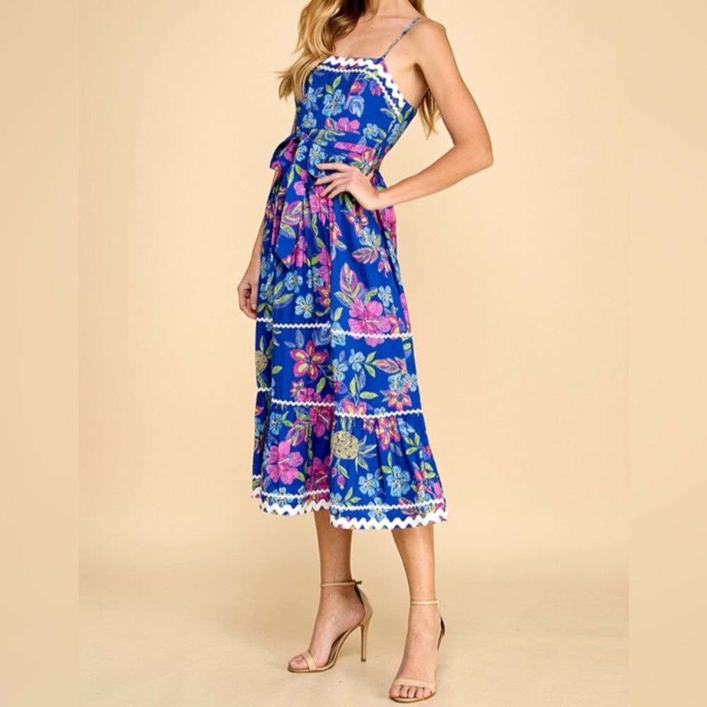 NWT - TCEC Floral Midi Sundress with Belt - size M